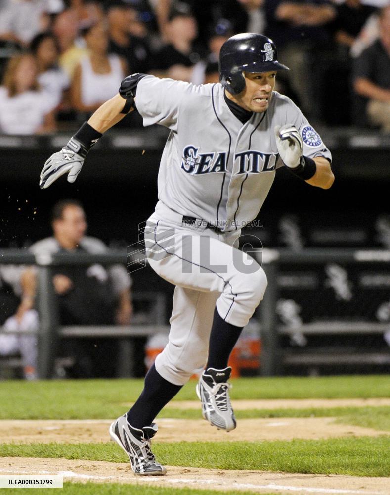 Ichiro hits 2 singles after 2 hitless games