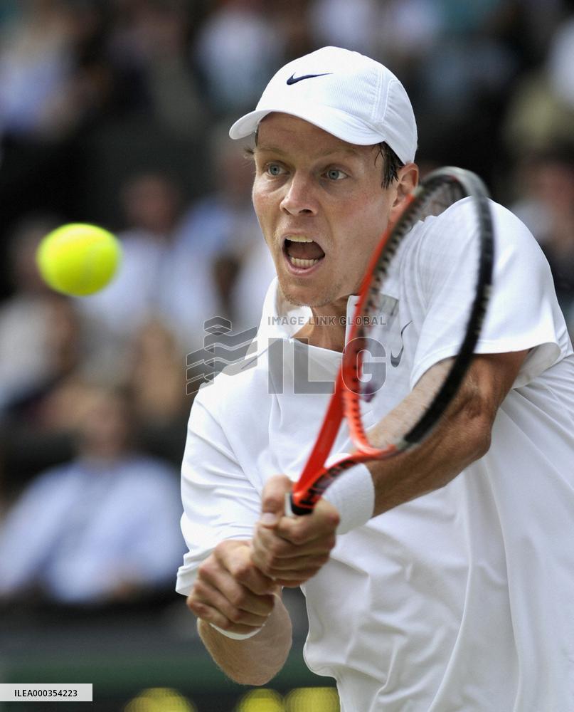 Nadal wins Wimbledon final