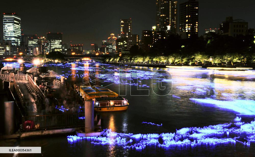''Milky Way'' appears on river in Osaka