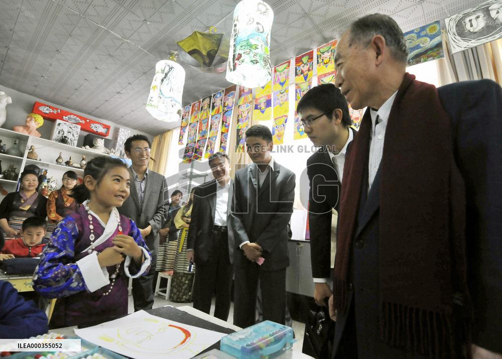 Japan envoy in Tibet