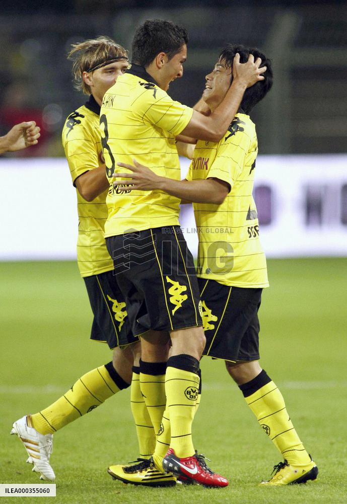 Japan's Kagawa scores 2 goals in Europa League match