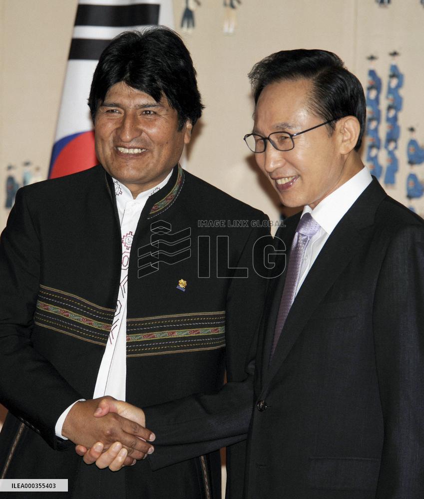 S. Korea, Bolivia agree to lithium mining cooperation