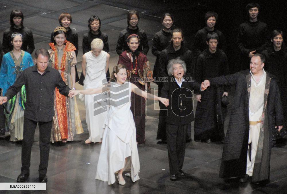 Maestro Ozawa back to podium