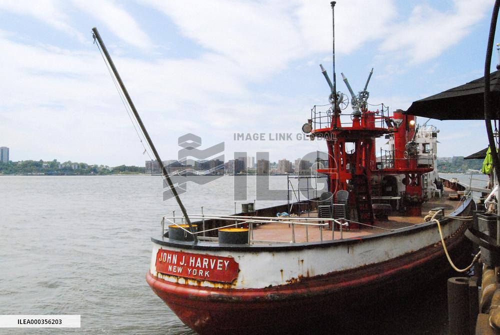 New York remembers 80-year-old fireboat's role in 9/11