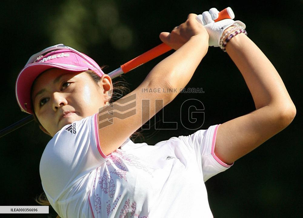Golfer Moromizato in Tokai Classic