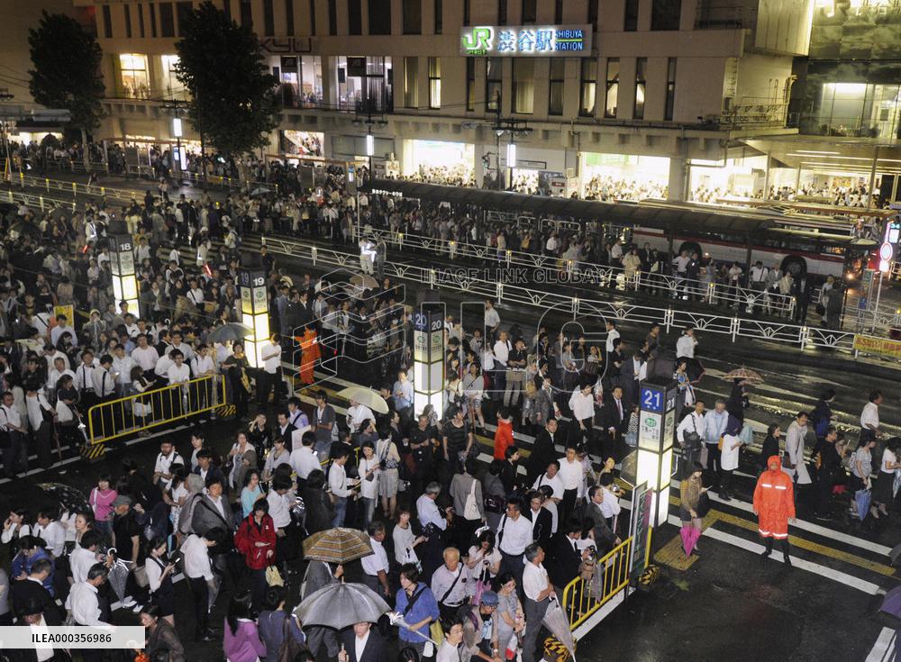 Typhoon Roke hits Japan