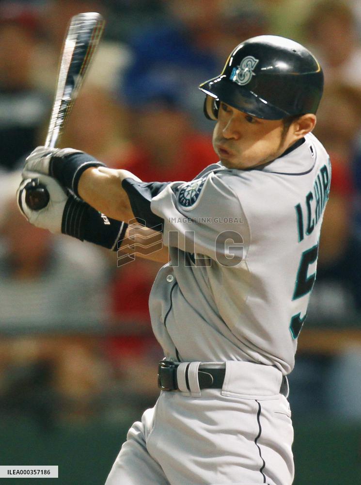 Mariners' Ichiro vs. Rangers