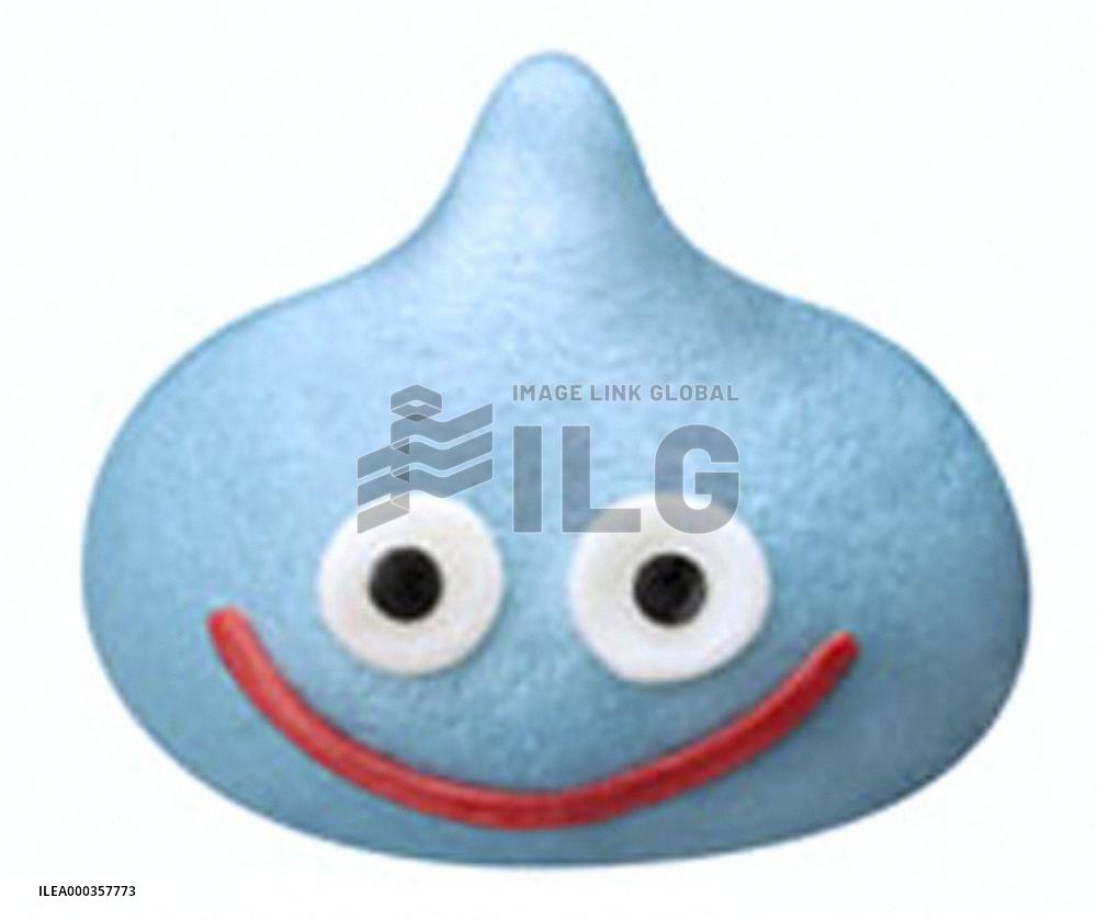 FamilyMart selling Dragon Quest steamed pork buns