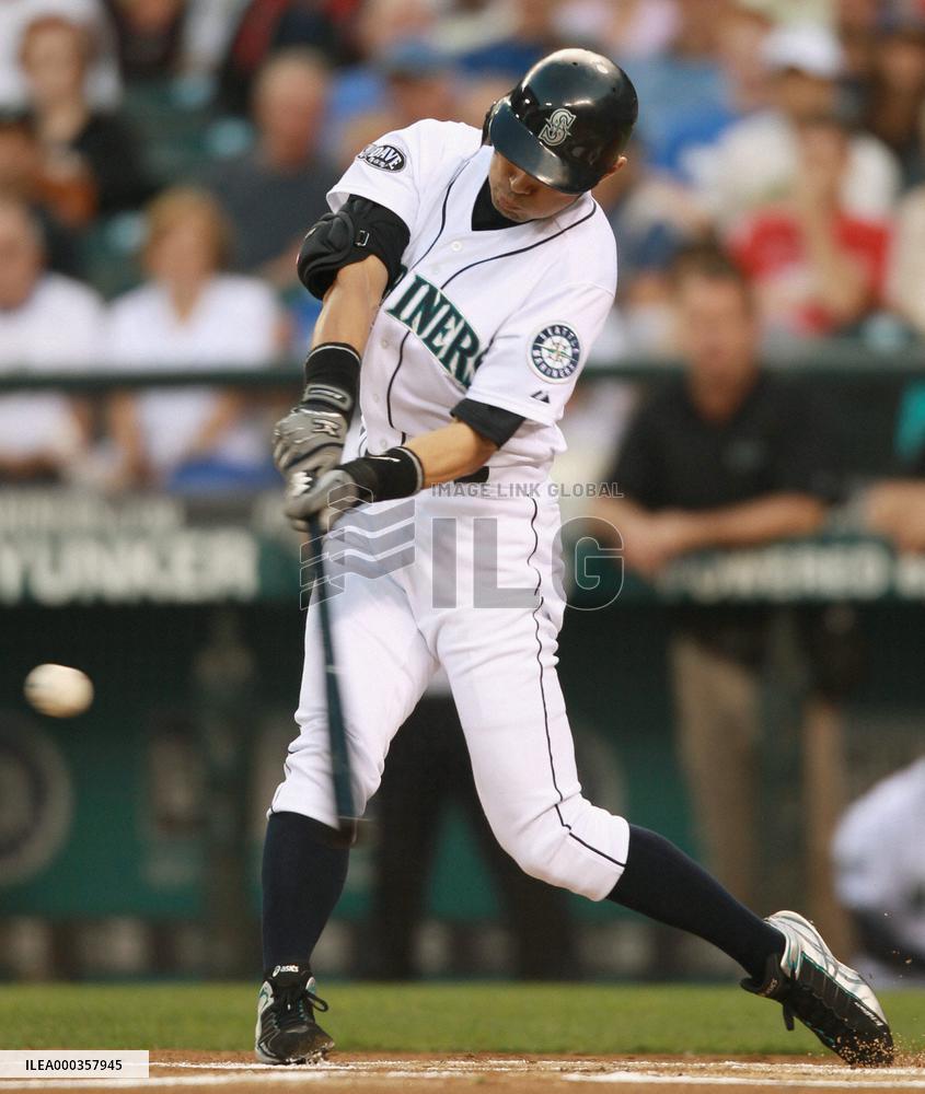 Mariners' Ichiro vs. Royals