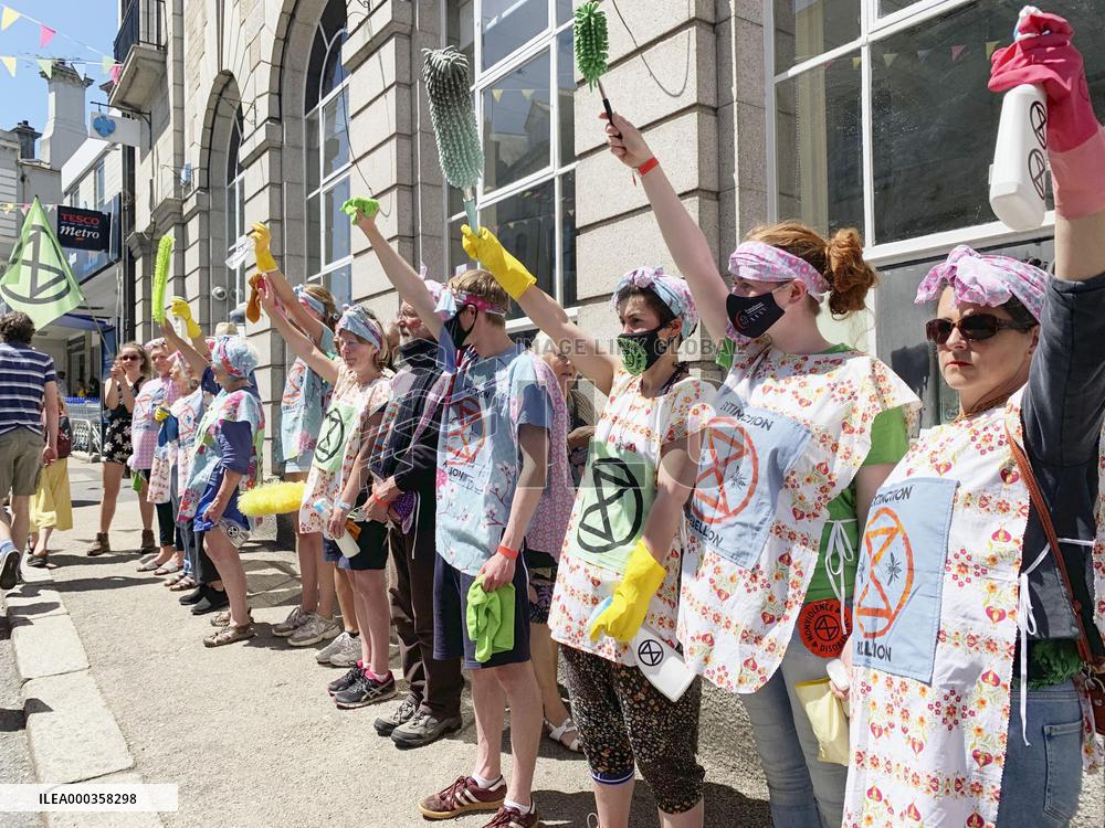 Climate change rally in Cornwall