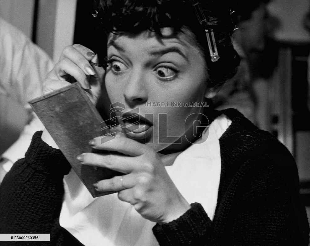 The Girl In Black Stockings film (1957)