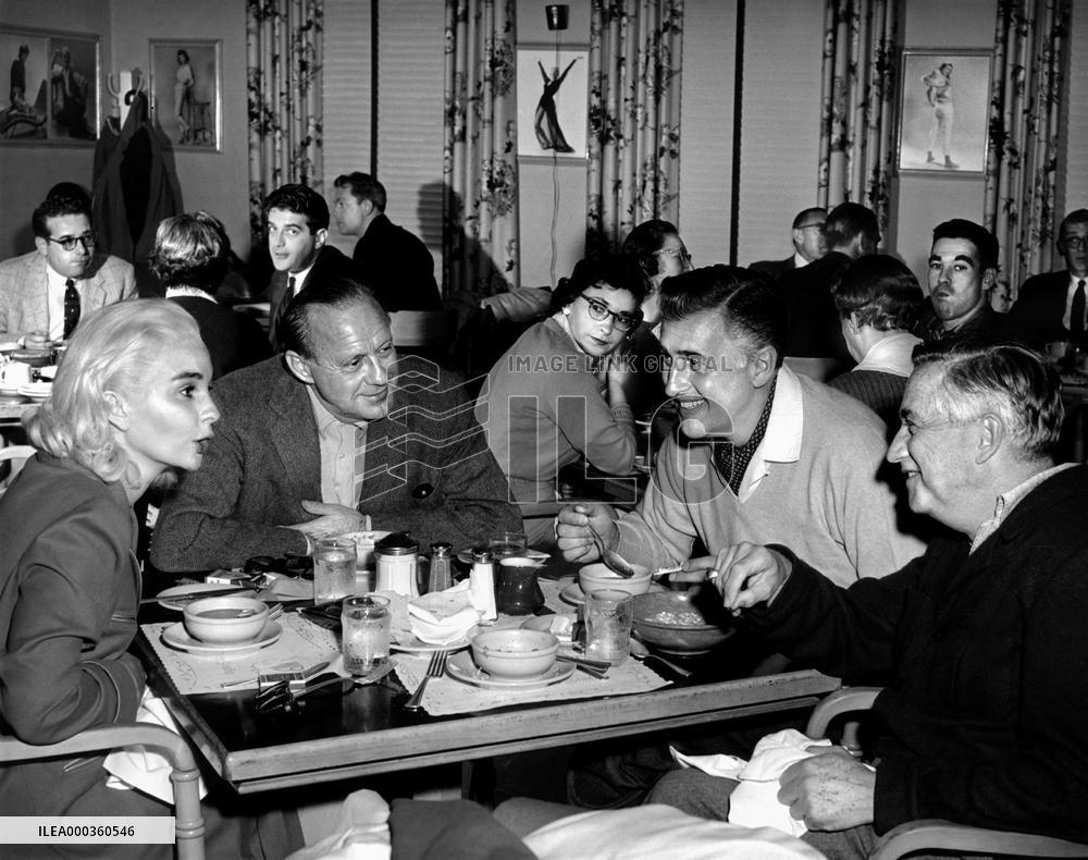 Home Before Dark film (1958)