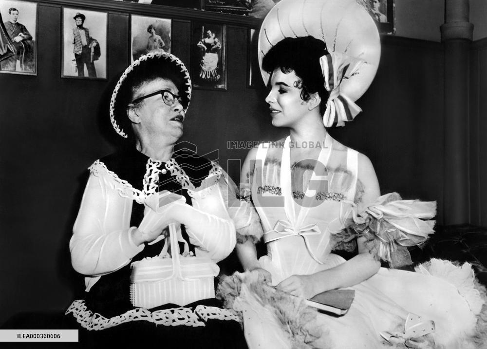 The Girl In The Red Velvet Swi film (1955)