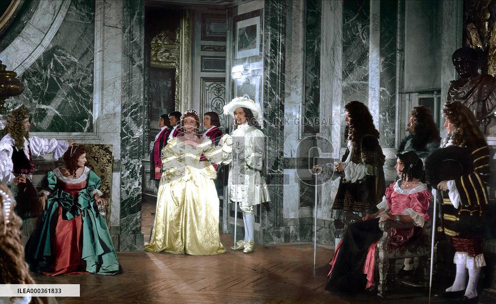 Royal Affairs In Versailles film (1954)