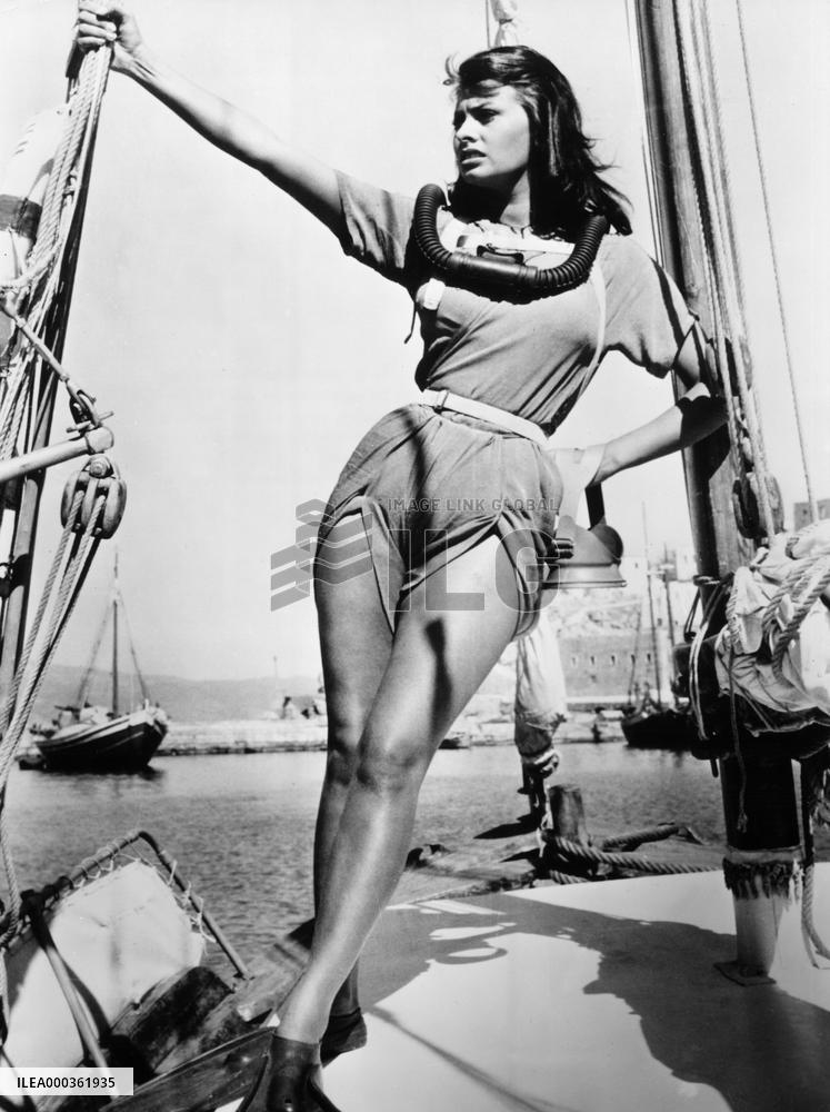 Boy On A Dolphin film (1957)