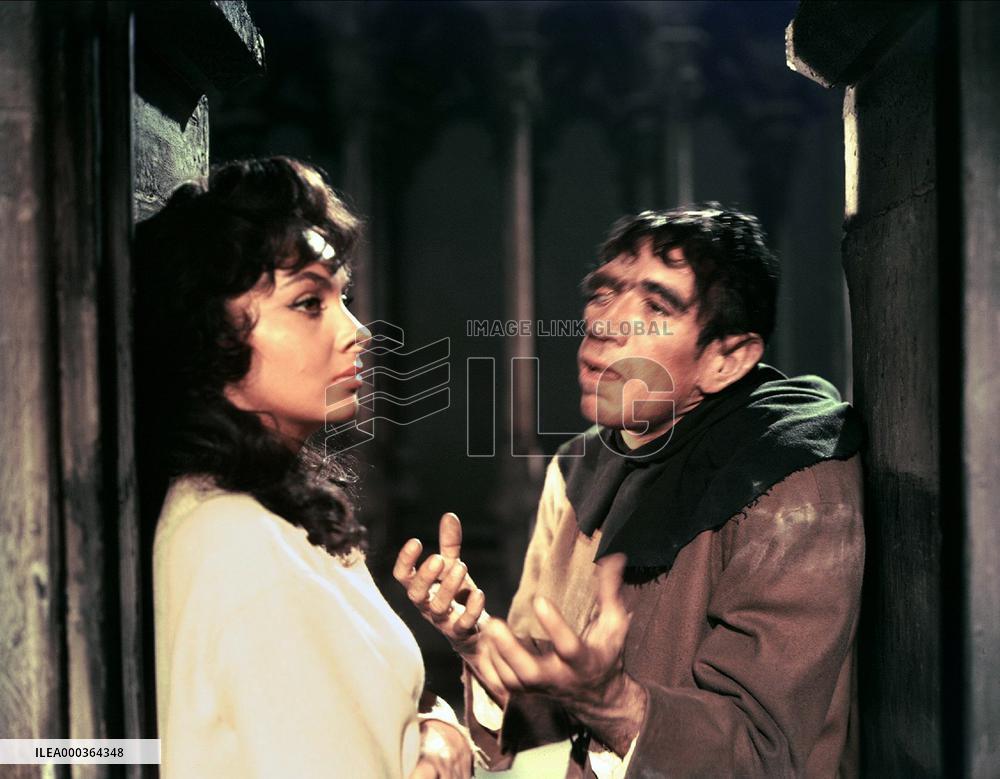 Notre Dame De Paris; The Hunch film (1956)