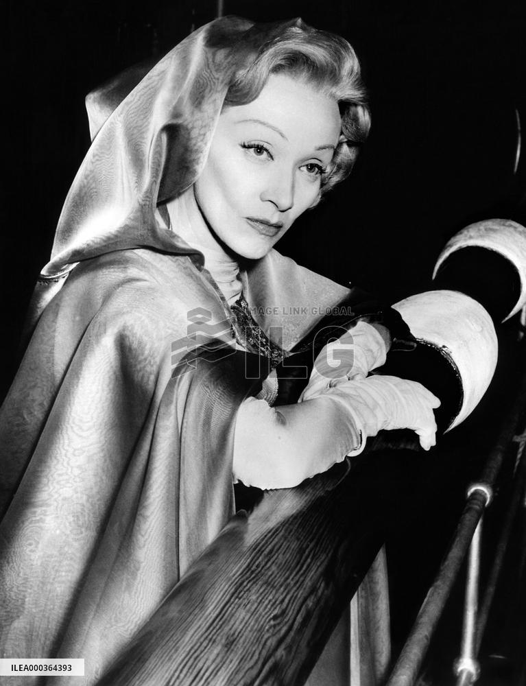 The Monte Carlo Story film (1956)