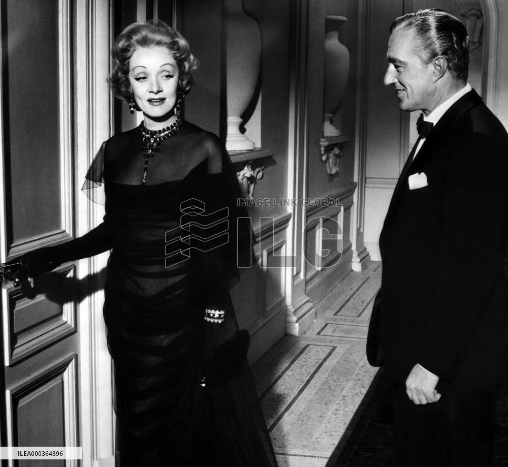 The Monte Carlo Story film (1956)