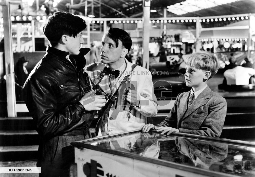 The Magnet film (1950)