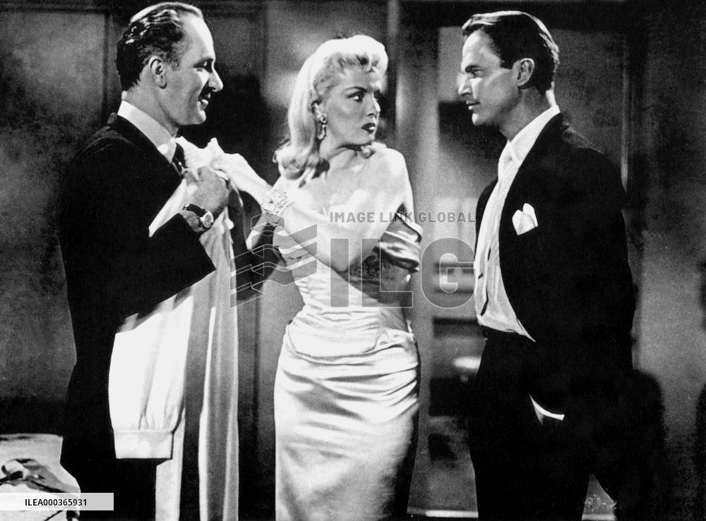 The Fuzzy Pink Nightgown film (1957)