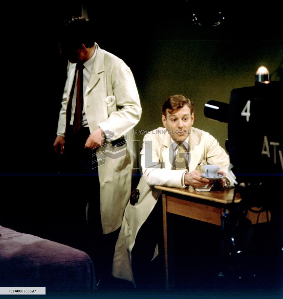 Emergency ? Ward 10 film (1957)