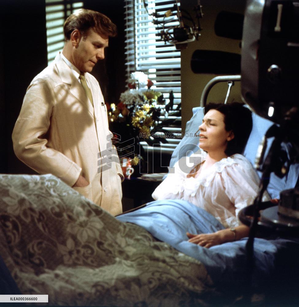 Emergency ? Ward 10 film (1957)