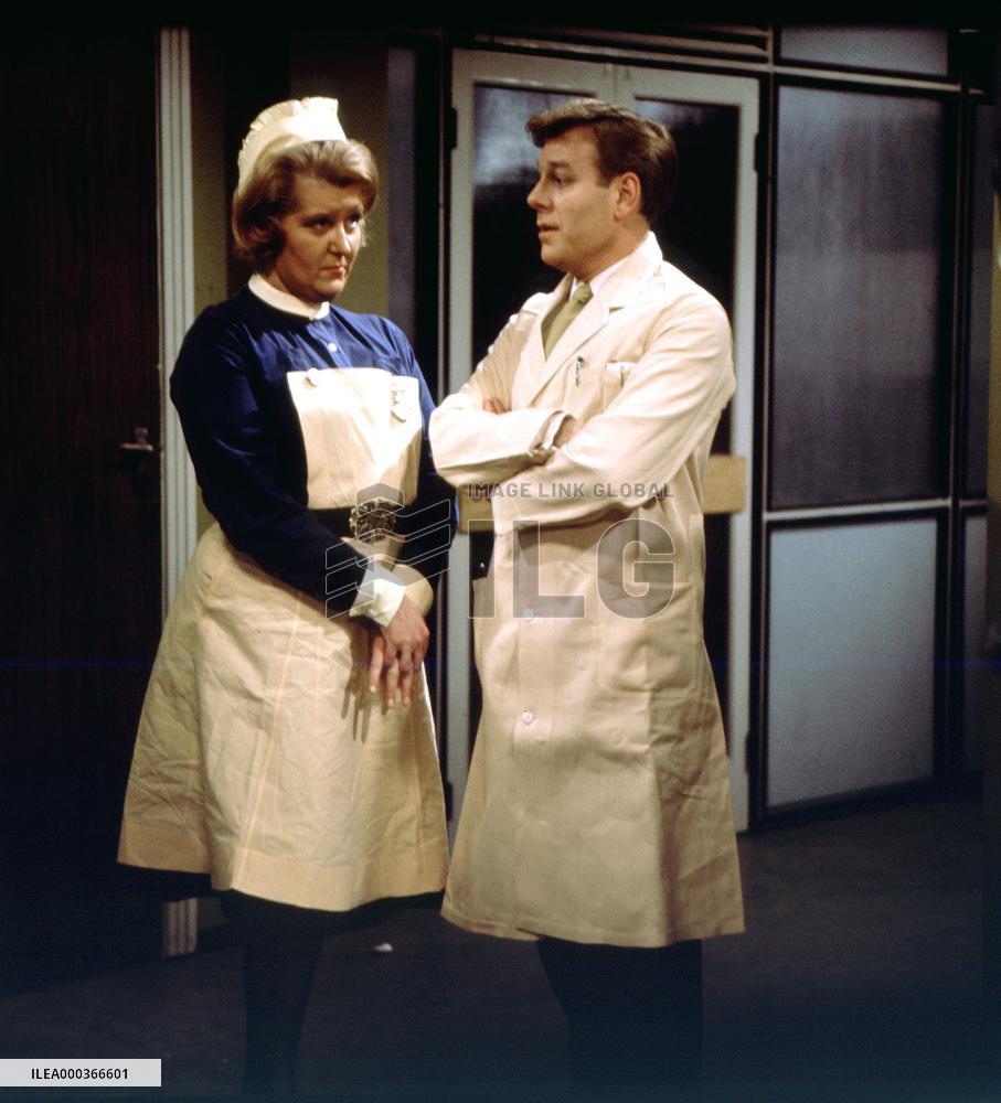 Emergency ? Ward 10 film (1957)