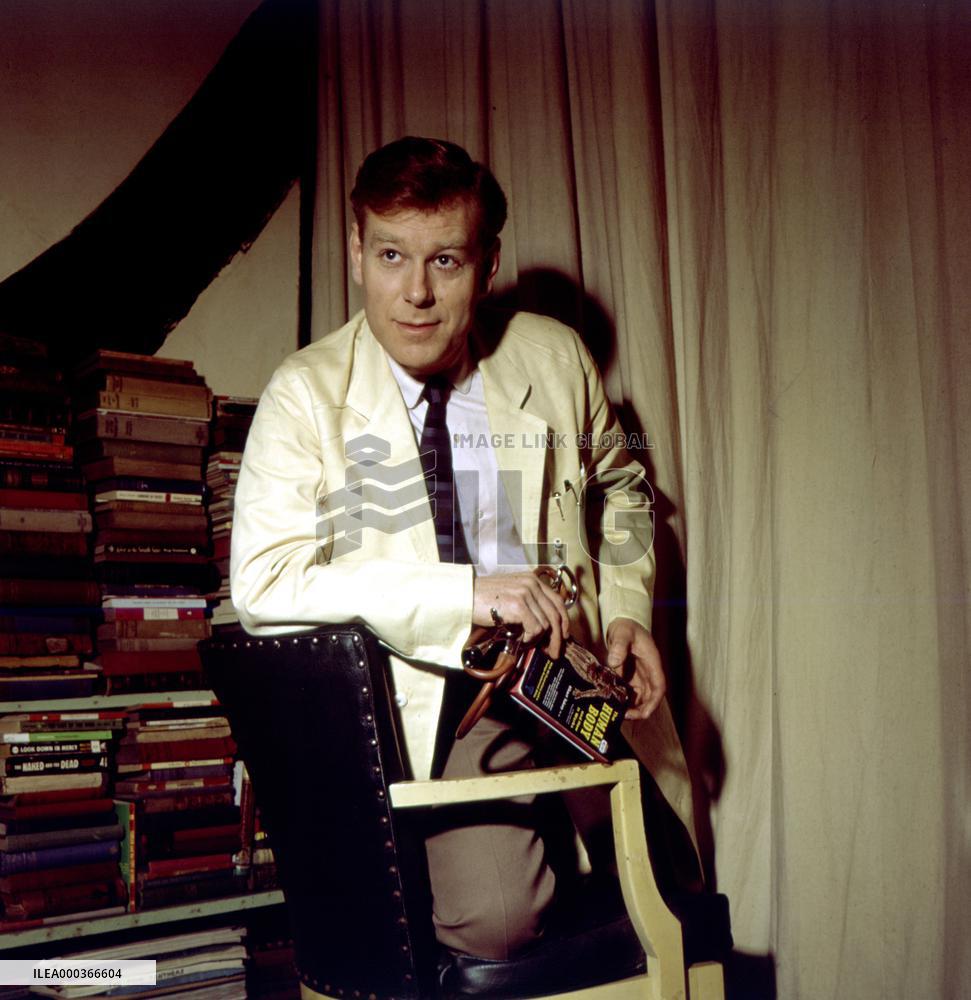 Emergency ? Ward 10 film (1957)