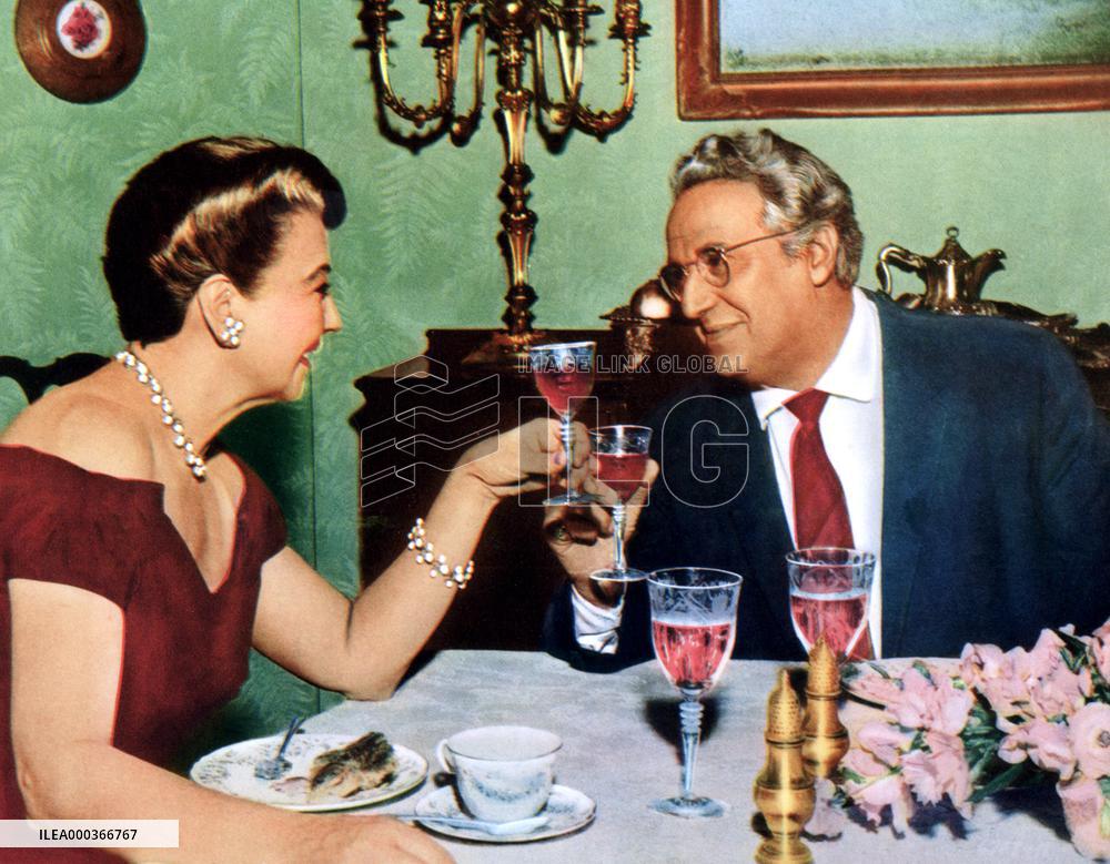 Born To Be Loved film (1959)