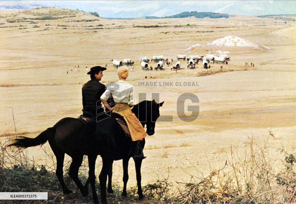 Amongst Vultures; Unter Geiern - film (1964)