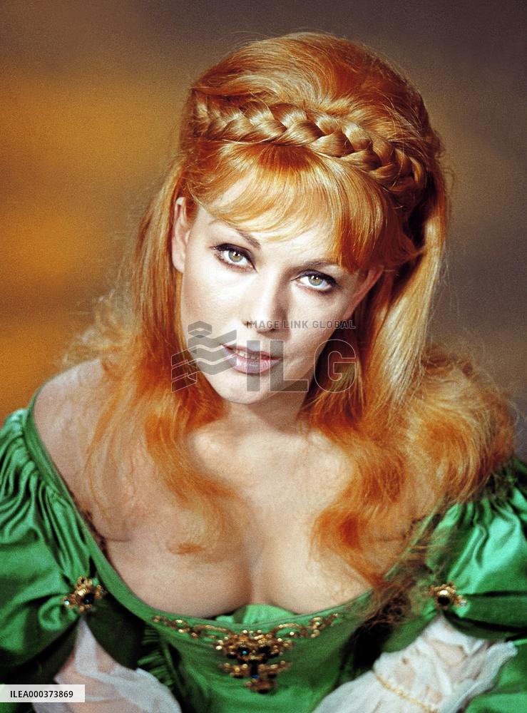 The Amorous Adventures Of Moll - film (1965)