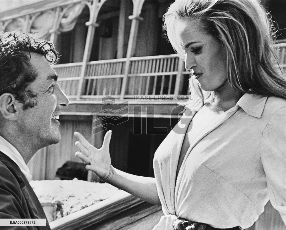 4 For Texas - film (1963)