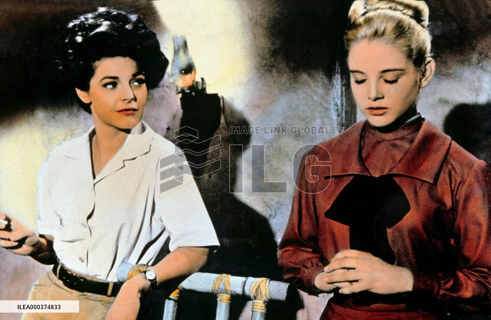 7 Women/Seven Women - film (1966)