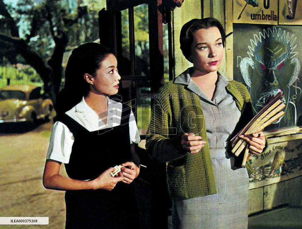 Two Loves; The Spinster - film (1961)