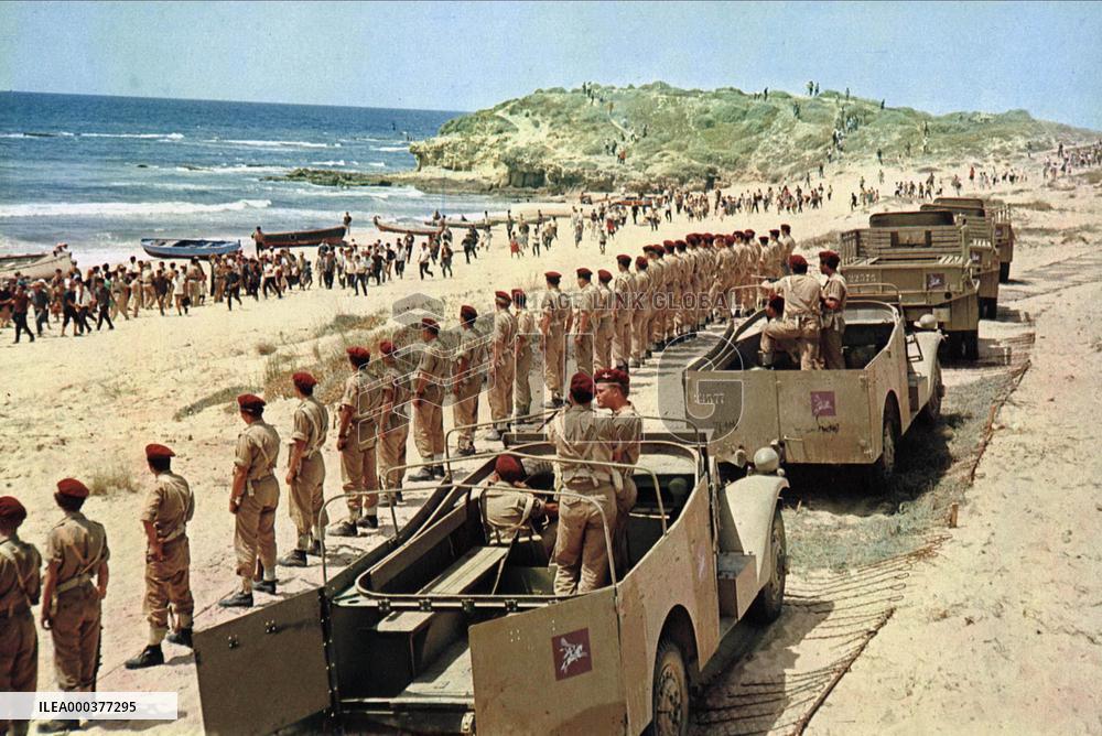 Cast A Giant Shadow - film (1966)