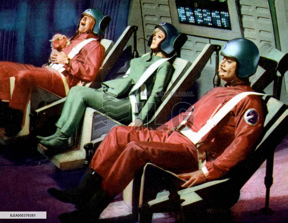 Way...Way Out - film (1966)