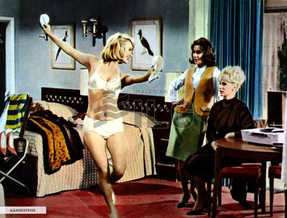 Get Yourself A College Girl - film (1964)
