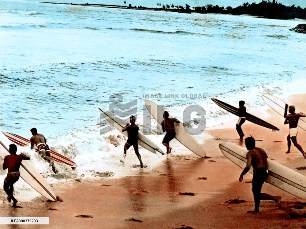 Ride The Wild Surf - film (1964)
