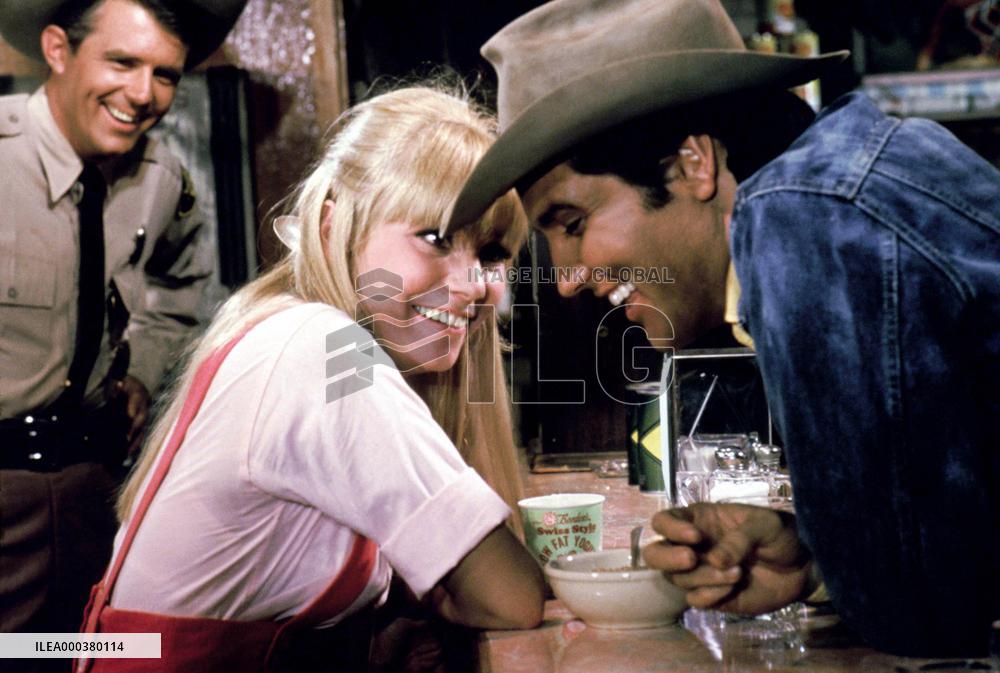 Stay Away, Joe - film (1968)
