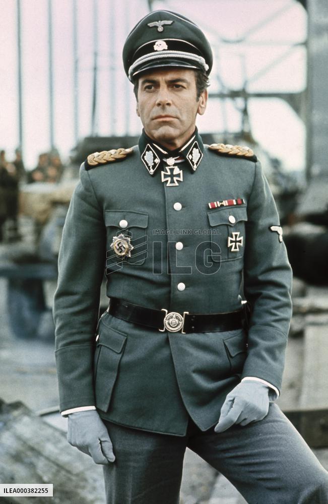 A Bridge Too Far (1977)