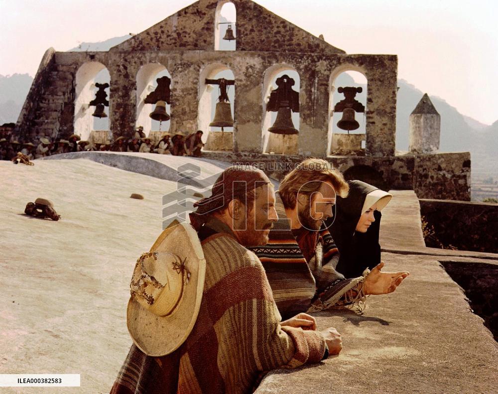 Two Mules For Sister Sara (1970)