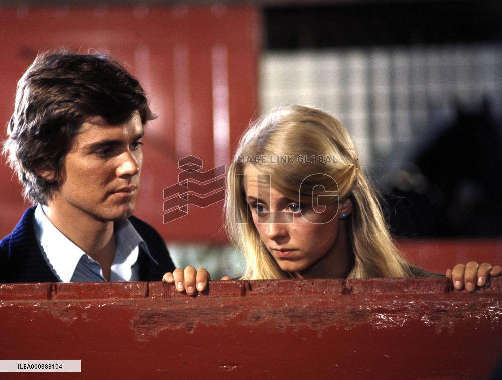 Blue Fire Lady (1977)