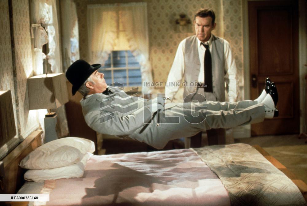 Charley And The Angel (1973)