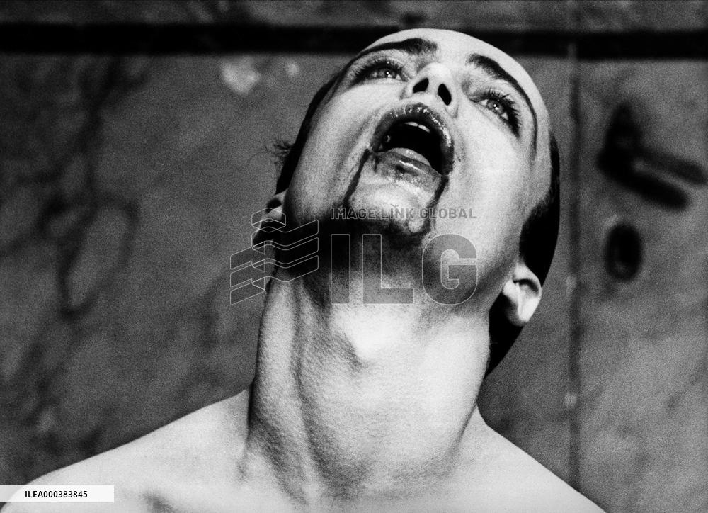 Blood For Dracula (1974)