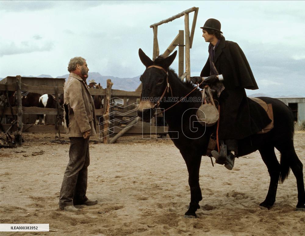 Life And Times Of Judge Roy (1972)