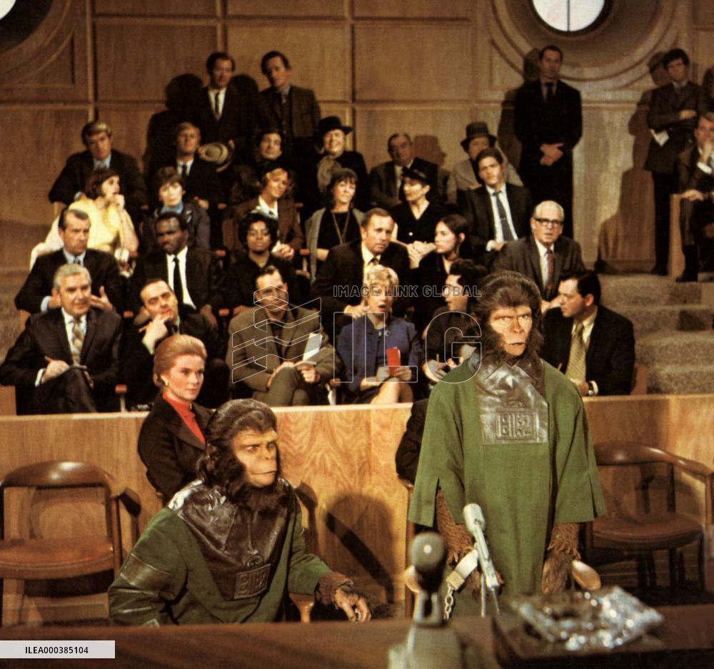 Escape From Planet Of The Apes (1971)