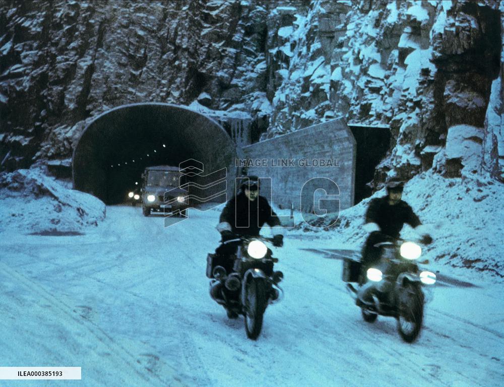 Ransom; The Terrorists (1975)