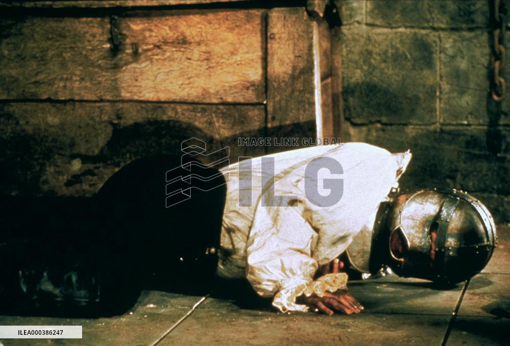 The Man In The Iron Mask (1977)