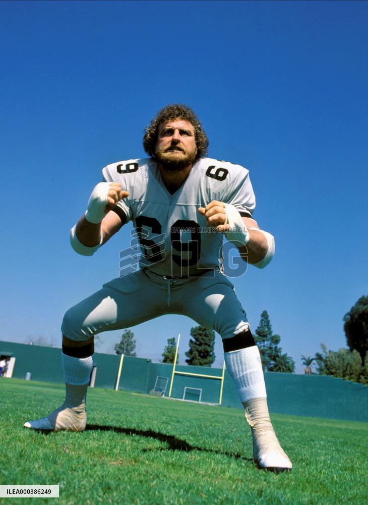 North Dallas Forty (1979)