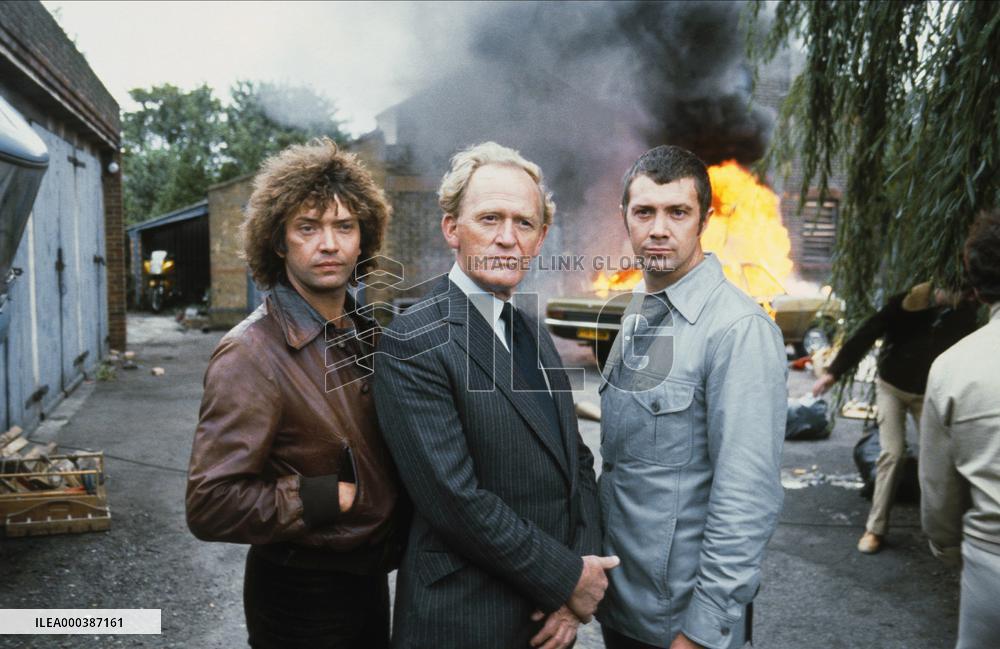 The Professionals (1977)